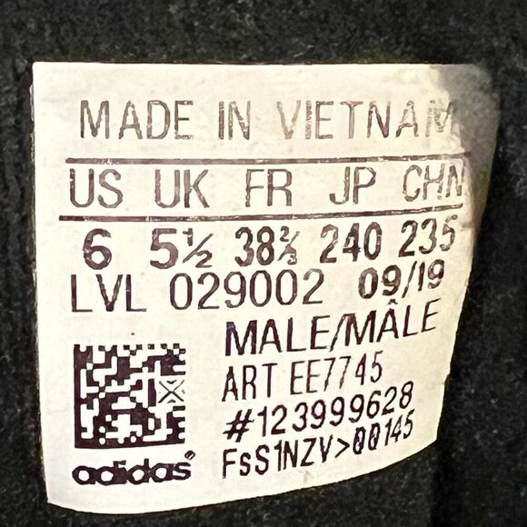 Unisex ADIDAS EQT Gazelle Core Black Athletic Shoes / Size 6 Mens - 7 Womens - Picture 8 of 9